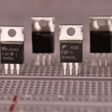 Gate-sensing Overcurrent Protection Scheme for GaN Transistors.